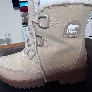 Sorel Tan Winter Boots